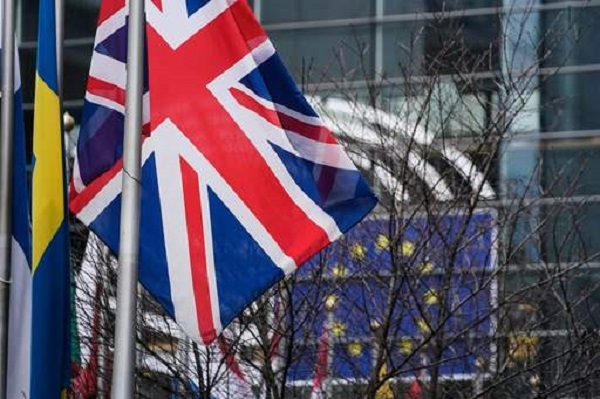 벨기에 브뤼셀의 유럽연합 본부 앞에서 영국 국기인 유니언잭이 휘날리고 있다. 사진=연합뉴스