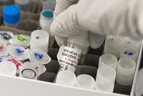 미국 제약업체 노바백스는 호주에서 130명을 대상으로 코로나19 백신 1단계 임상시험을 시작했다고 밝혔다. 사진=AFP/연합