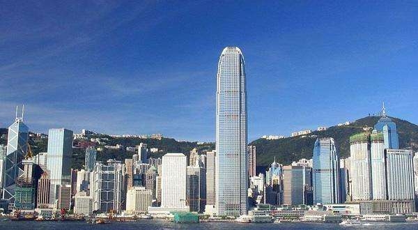 홍콩 금융관리국은 "홍콩 금융시스템이 견고한데다 탄력을 유지한다"면서 "달러 페그제를 바꿀 필요도 계획도 없다"고 밝혔다. 사진=바이두
