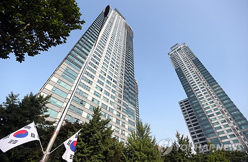 14일 삼성동 현대 아이파크 아파트가 50억 원에 거래되면서 최고가를 기록했다. 사진=연합뉴스