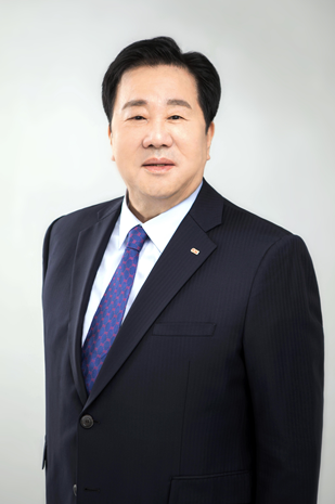우오현 여주대 신임 이사장.