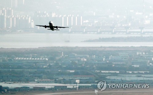 국토교통부는 공항 소음대책지역 주민에게 현금·실비를 지원한다./사진=연합뉴스