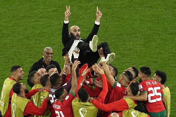 6일 카타르 알라이얀 에듀케이션 시티 스타디움에서 열린 2022 카타르 월드컵 16강전 모로코 대 스페인 경기에서 모로코가 승리했다. 모로코는 스페인을 승부차기에서 3-0으로 누르고 월드컵 출전 52년 만에 첫 8강 진출을 이뤘다. 사진=AP 연합뉴스